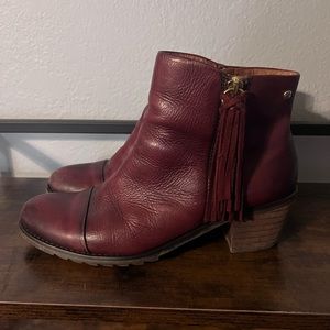 Pikolinos Red Booties